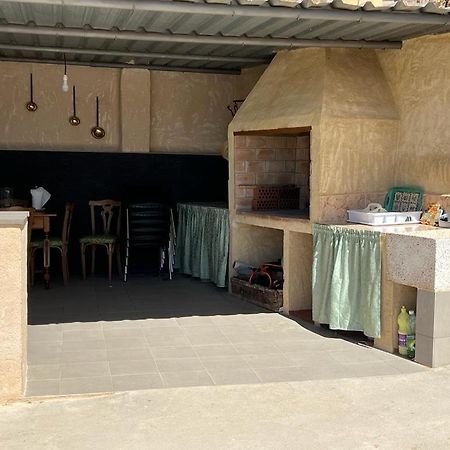 Villa Rural Con Amplia Piscina Campillo de Altobuey Luaran gambar