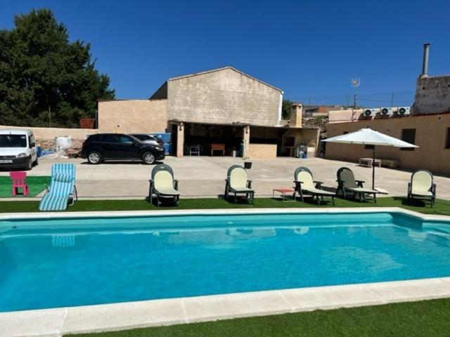 Villa Rural Con Amplia Piscina Campillo de Altobuey Luaran gambar